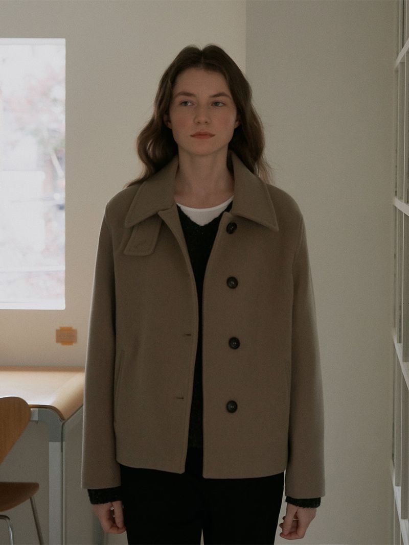 Soft wool half coat