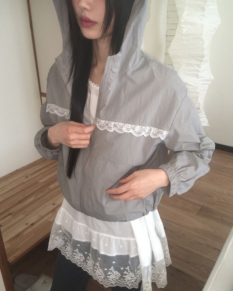 Surf lace hooded windbreaker zip-up