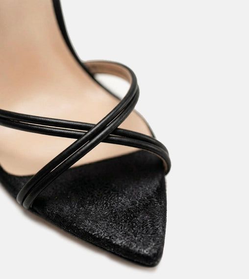Slim strap sandals