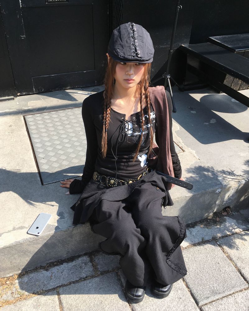 Strap hunting cap