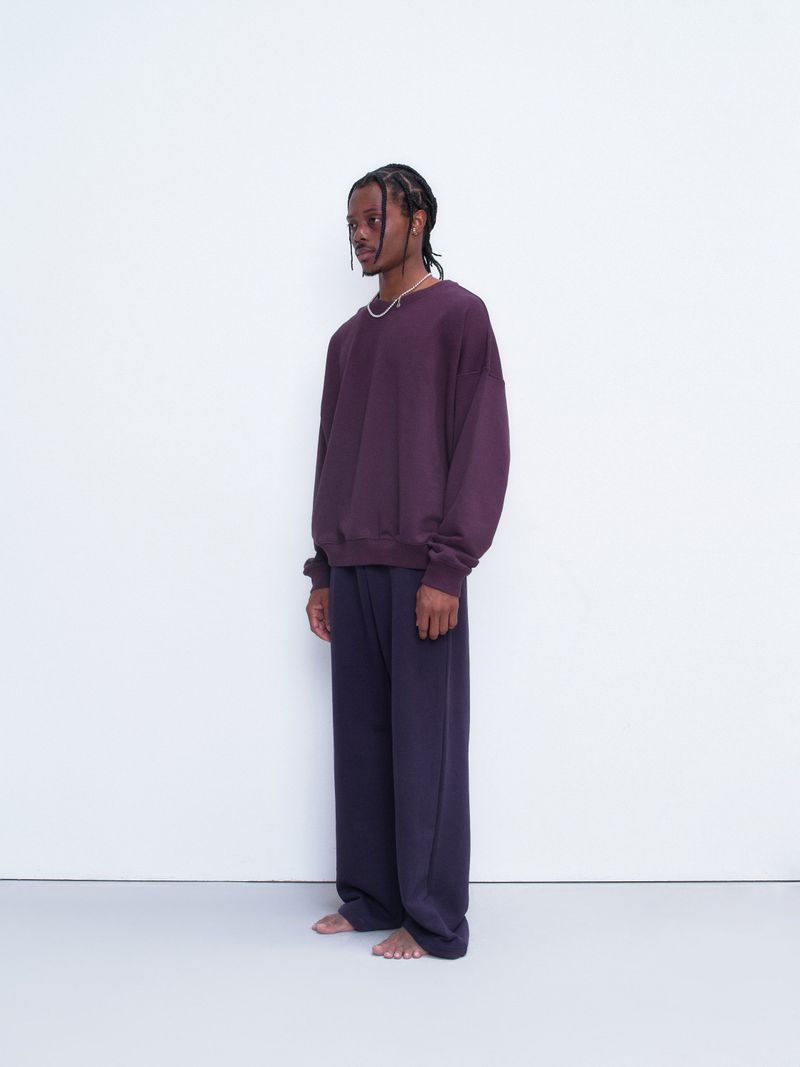 EYES ON ME SWEATSHIRT