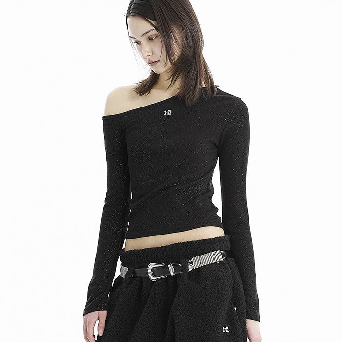 HOLY NUMBER 7(ホーリーナンバーセブン)の「Holy symbol sparkle off-shoulder_BLACK(Tops)」