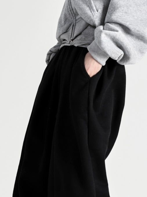 Nero Fleece Pintuck Pants
