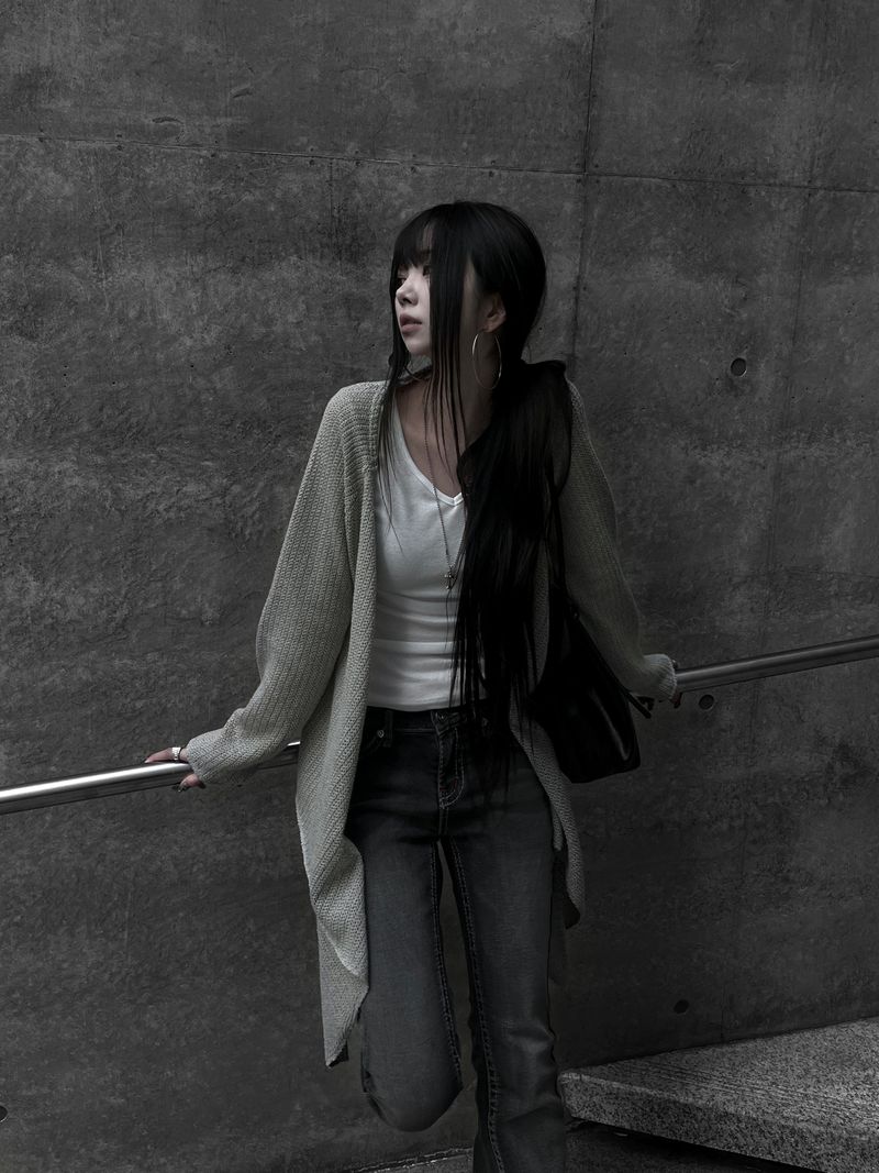 URBAN UNIQUE（アーバンユニーク）の「ストラップ フレイ ニット カーディガン(2color)（トップス）」