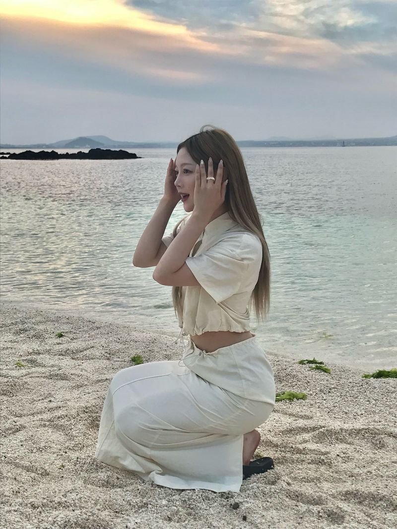 Sandy nylon set up shirt
