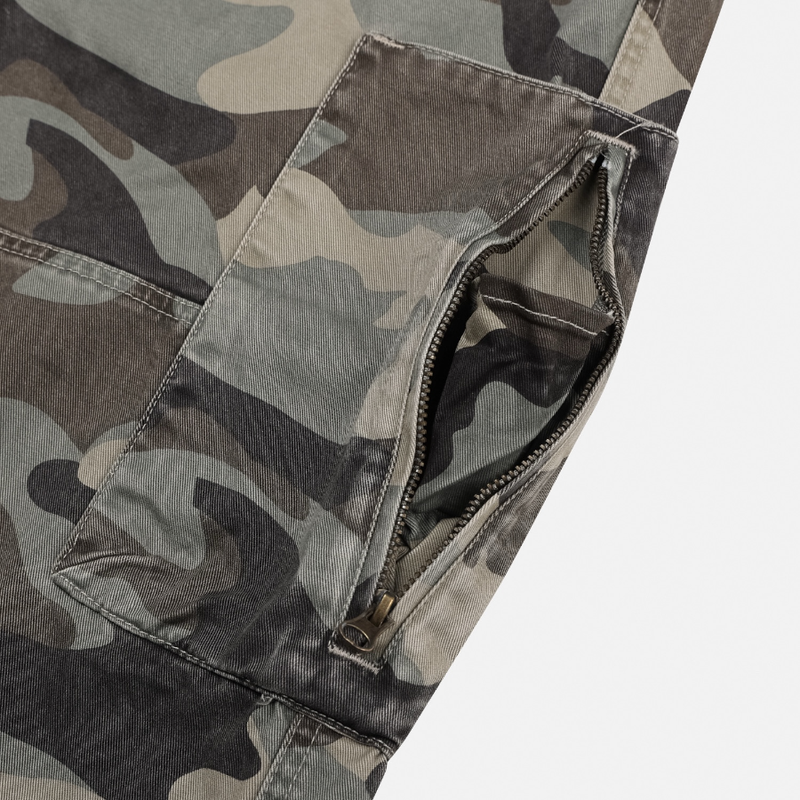 zipper bermuda cargo pants