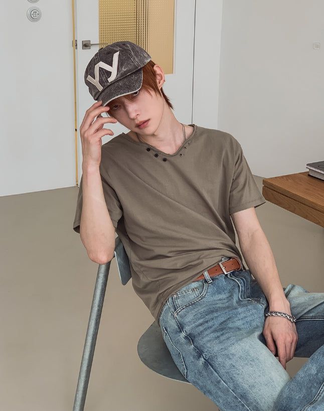 2PLAN(ツープラン)の「Veil Button V-neck Short Sleeve T-shirt(Tops)」