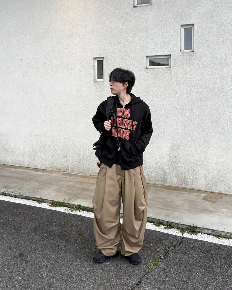 Ignel Lettering Crop Hoodie Zip-Up