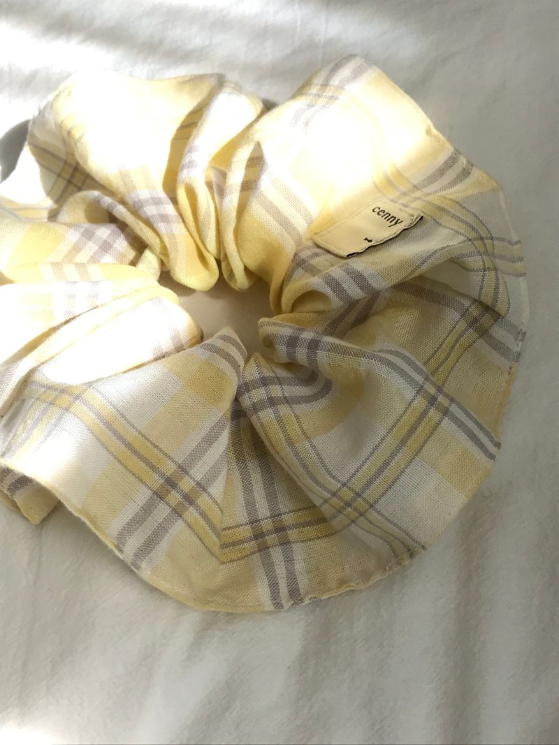 Vintage Hair Ruffle - Lemon Cream puff