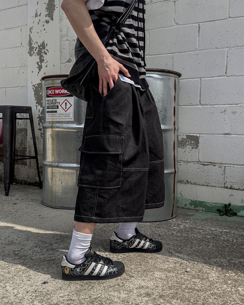 Circular Belt Stitch Cargo Bermuda