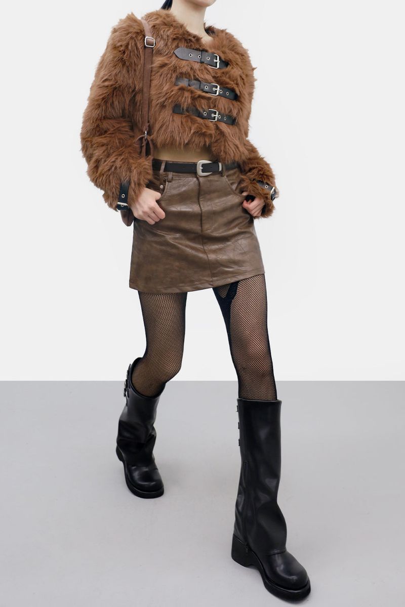 Literhan buckle fur jacket