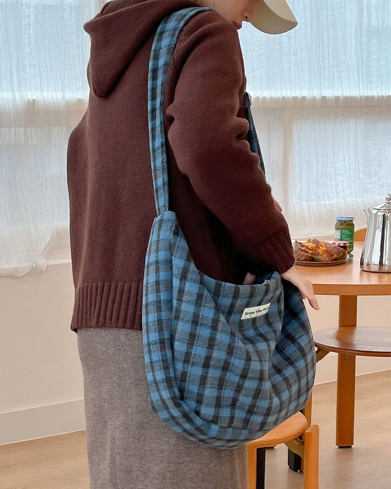【MADE】Checkered wool big cross bag