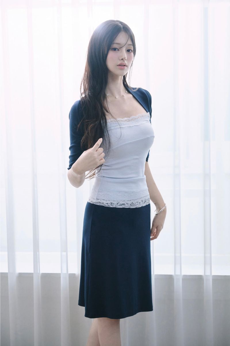 [MADE] Sherry Lace Midi Skirt