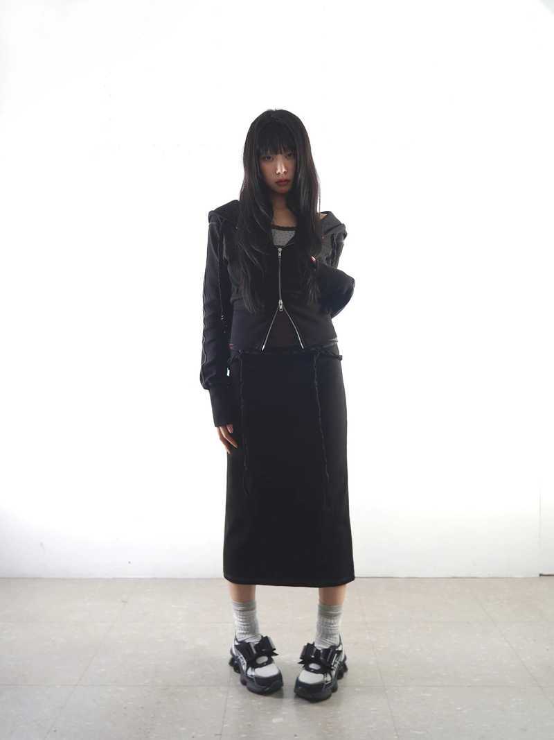 Slim Long Skirt -Black