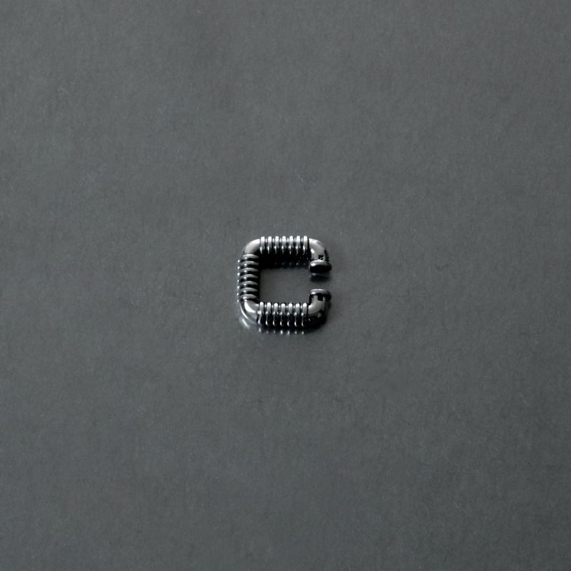 HOSE PIPE EAR CUFF