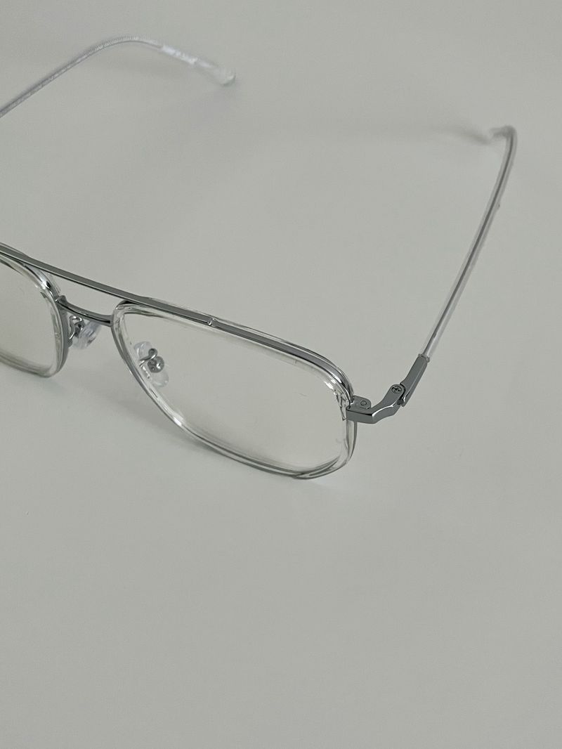 Renton glasses