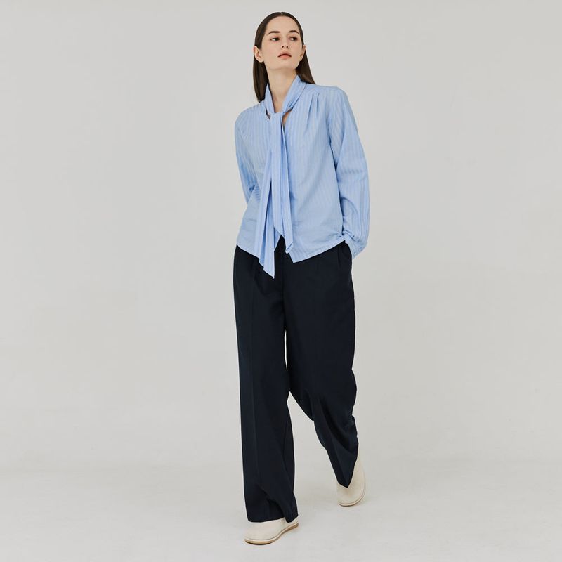 Two-Tuck Button Wide Wool Pants (Navy)