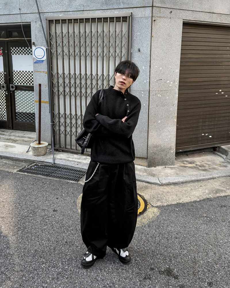 Raon Three Tuck Balloon Cotton Pants