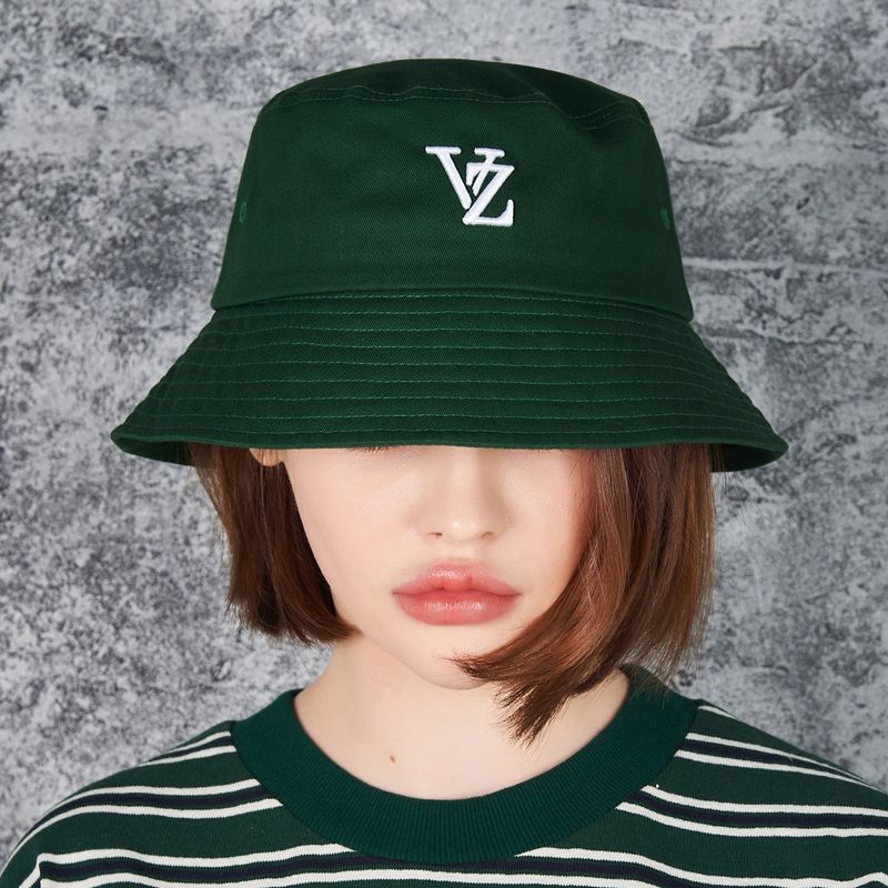 VARZAR（バザール）の「3Dモノグラムカラーバケッドハット（帽子）」