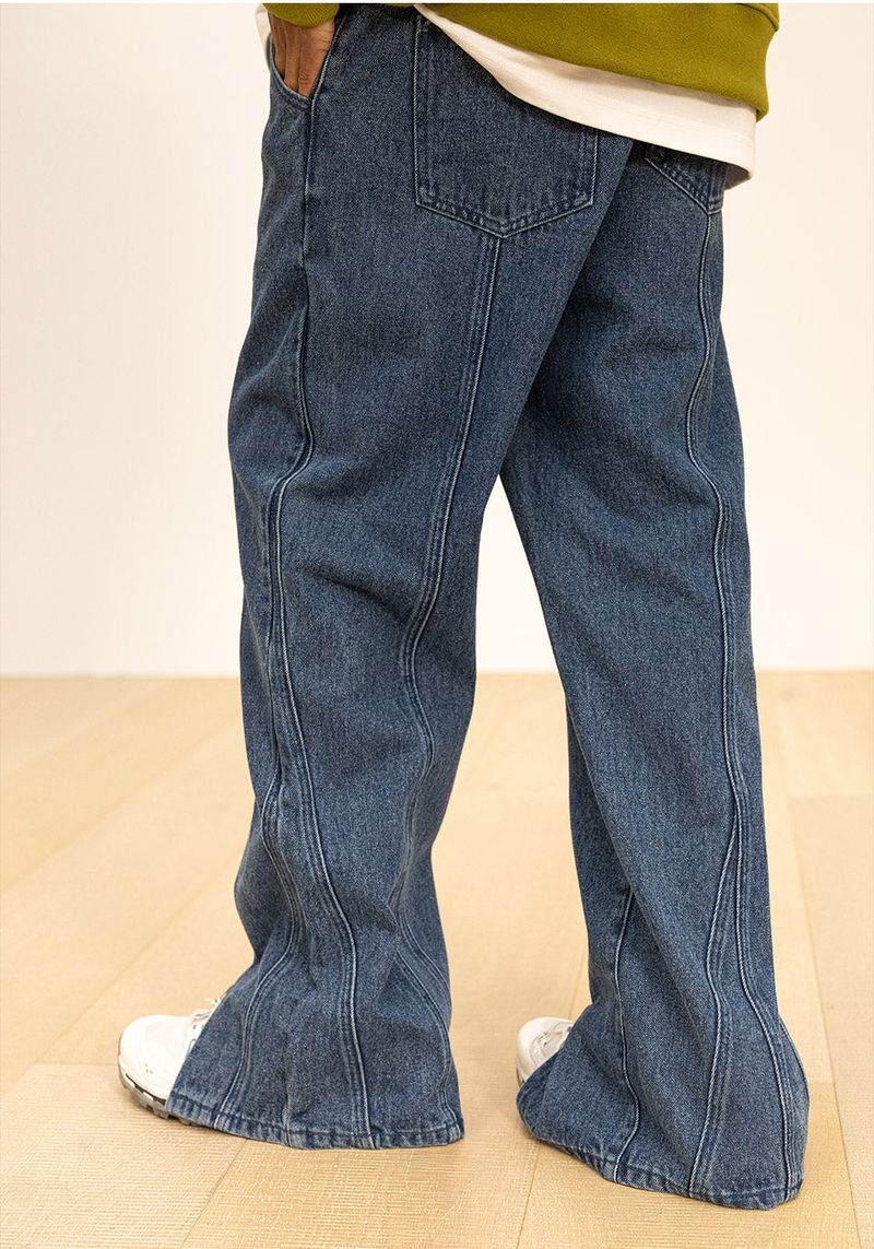 INCISION INVERTED WASHED DENIM PANTS