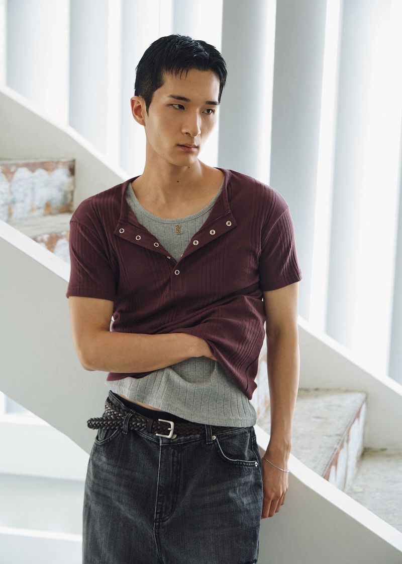 LAURANTSEOUL（ローラントソウル）の「ハイリベッドヘンリーネックハーフスリーブス(Burgundy)（トップス）」
