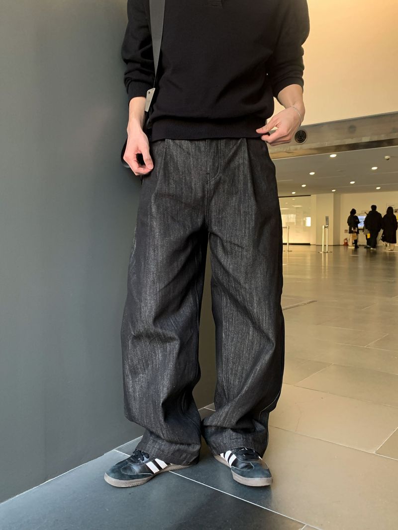 WHAT A LOOK（ワット ア ルック）の「슬리브 원턱 생지 데님（Pants）」