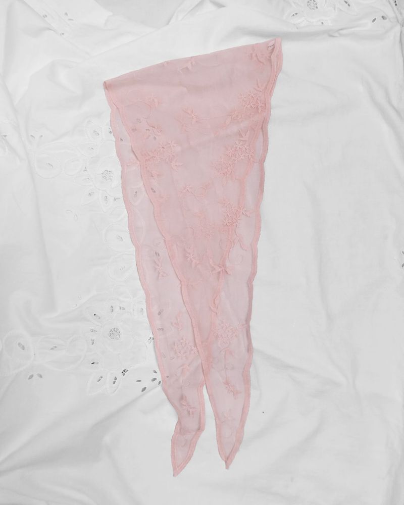 BLOOM LACE SCARF