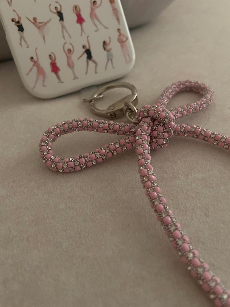 Starlit Cube Ribbon Keyring / TREEFORFIVE345