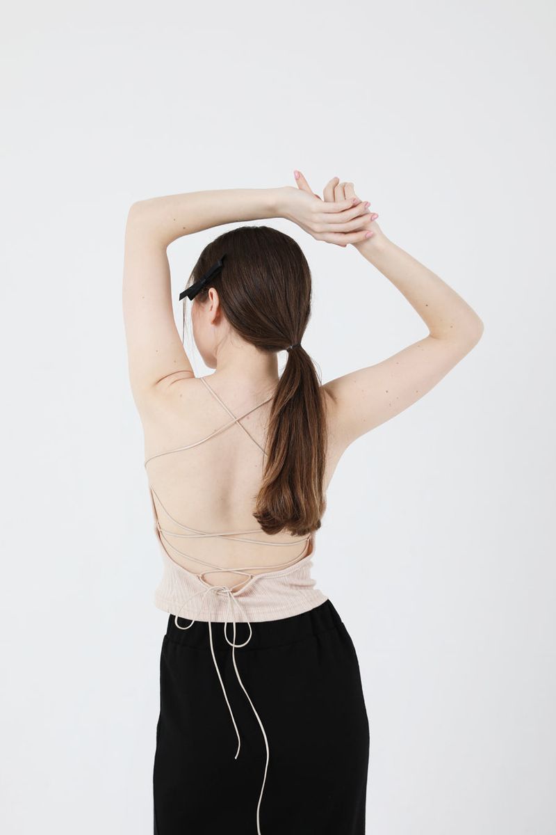 Back Slit Crop Sleeveless Beige