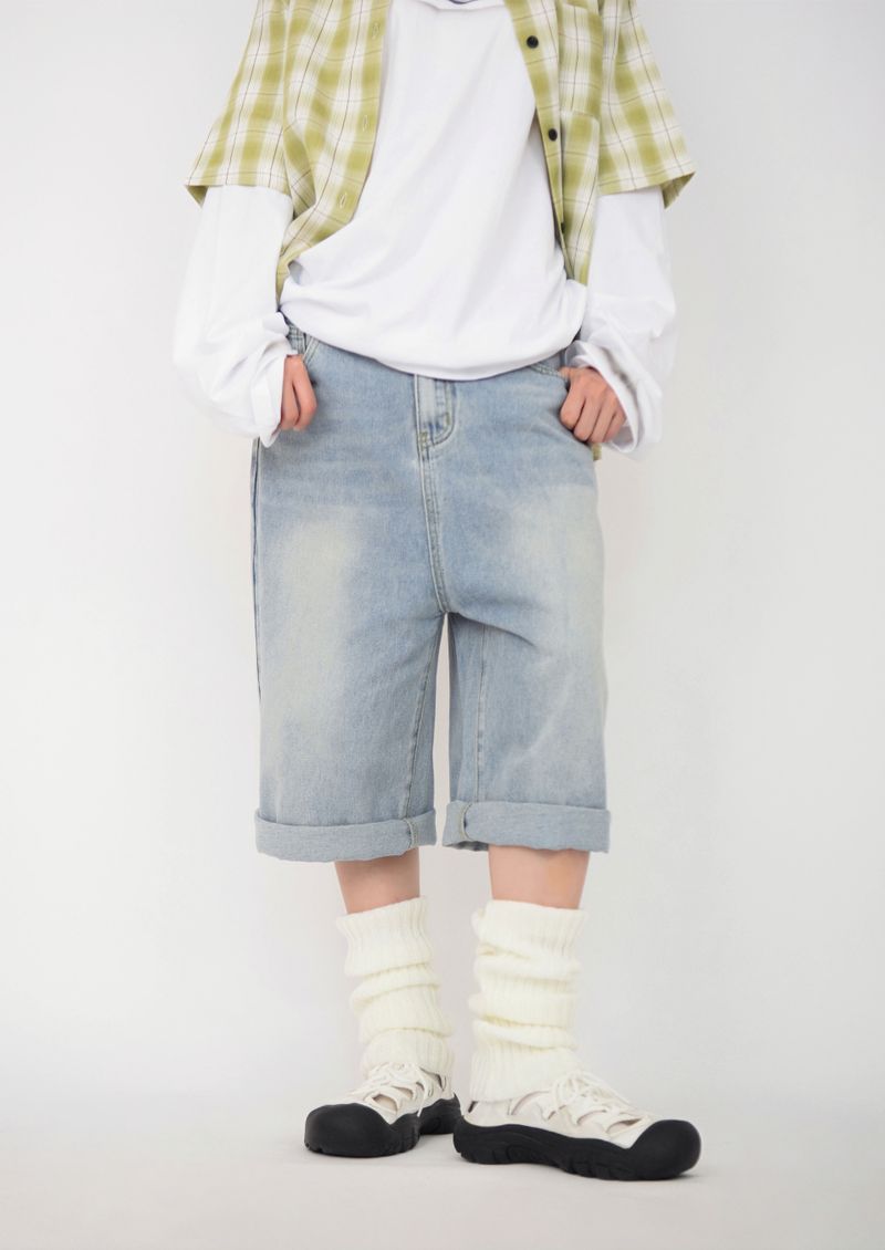 Snug Bermuda pants