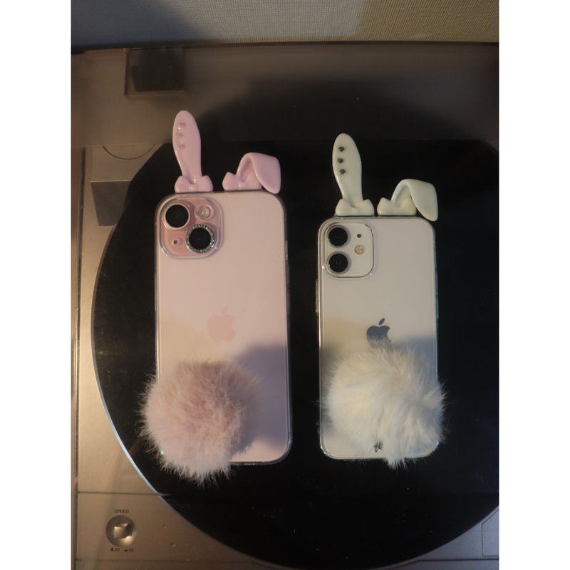 Naughty Bunny Case (white)