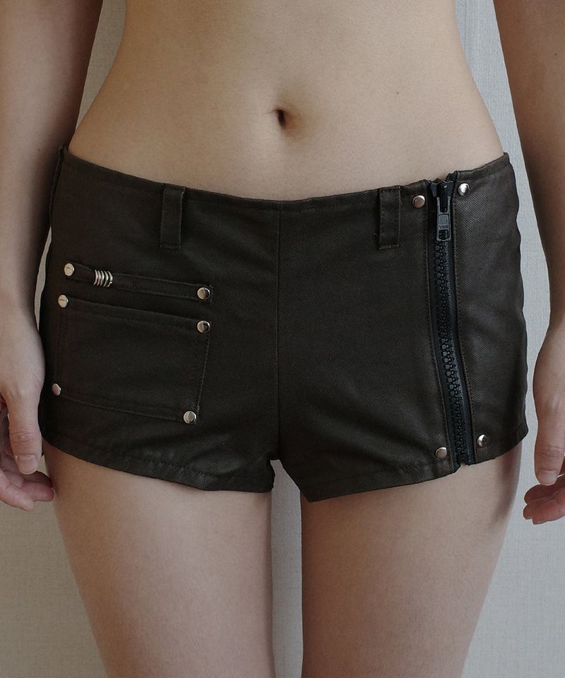 [MADE] Rivet Shorts 002