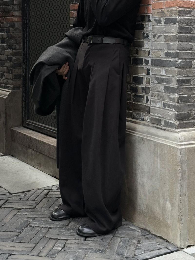 ONEPICK CLOTHES(ワンピッククローズ)の「M2 WOOL REVERSE TUCK SLACKS(Pants)」