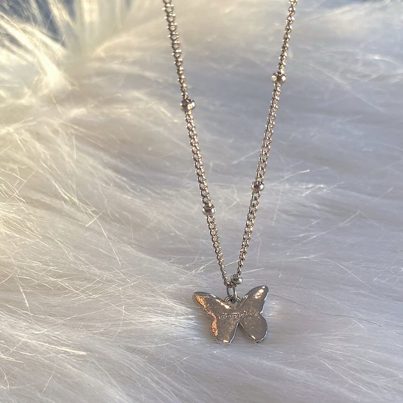 Clueny butterfly necklace