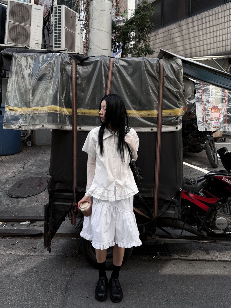 SHIRRING FRILL SHIRT
