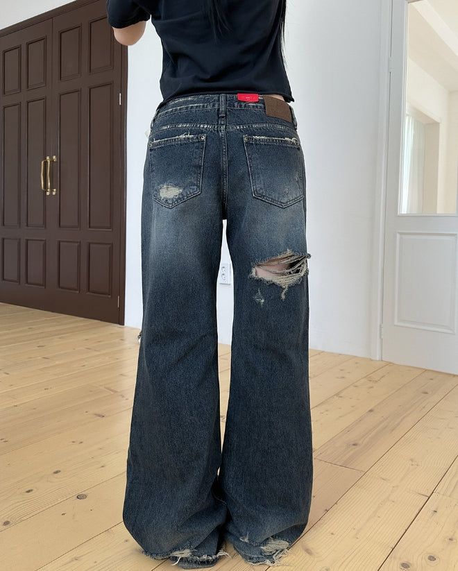 Tiu Damaged Bootcut Denim Pants