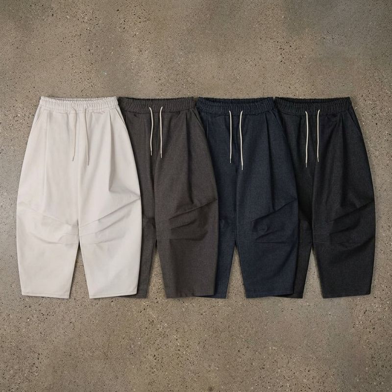 Sculpted Knee Wide Pants