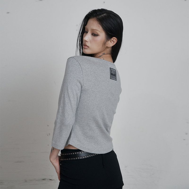 C 90S LINE V-NECK T-SHIRT_GREY