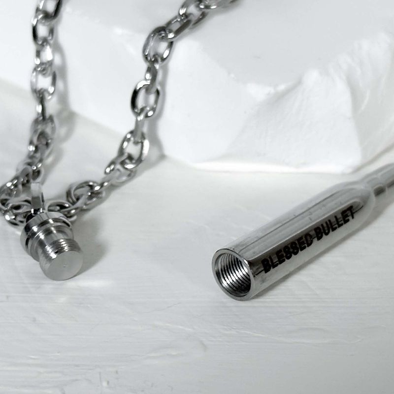 SS-OPEN SIGNATURE BULLET NECKLACE_large_silver