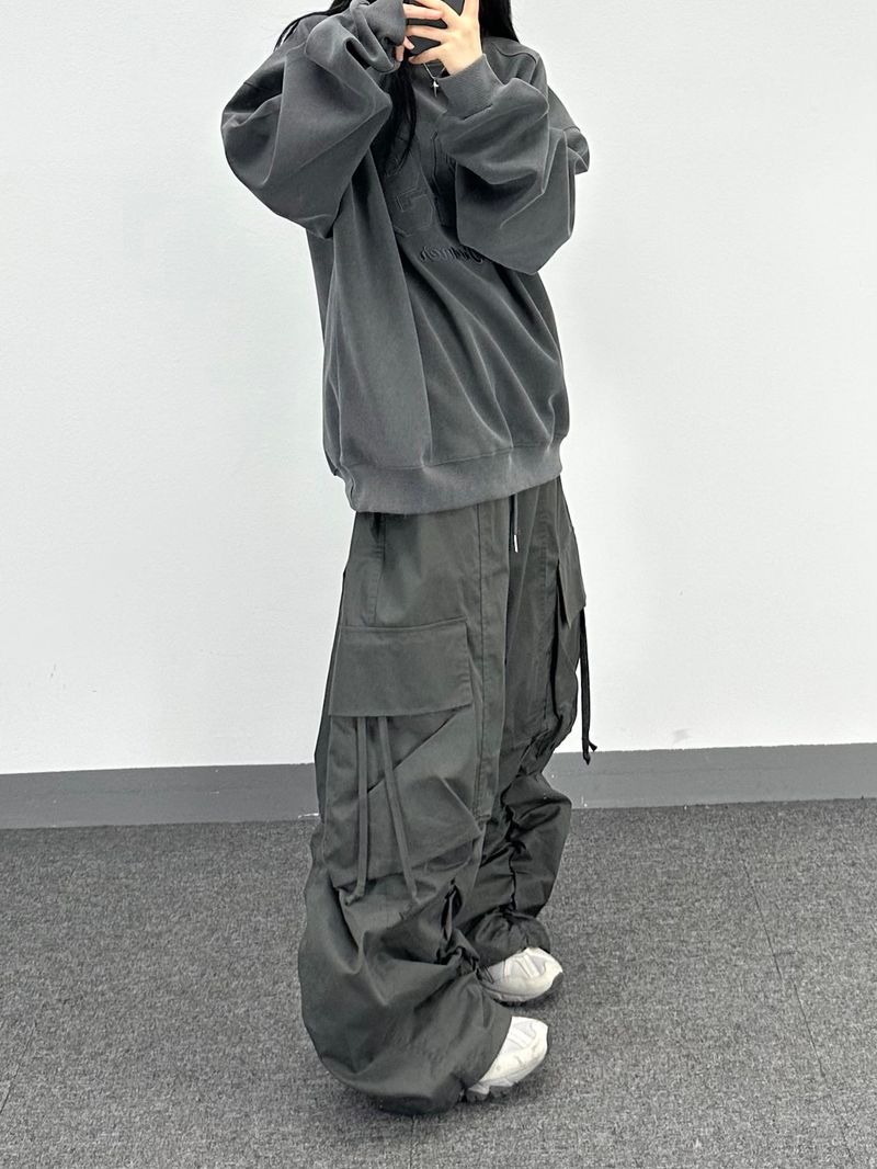 shirring strap cargo pants