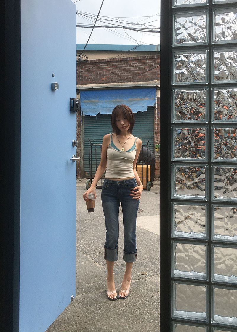 ROLL-UP CAPRI JEANS (S-L)