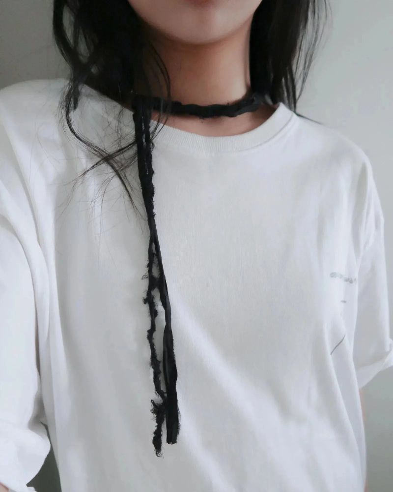 Double Tie Lace Necklace - Dot