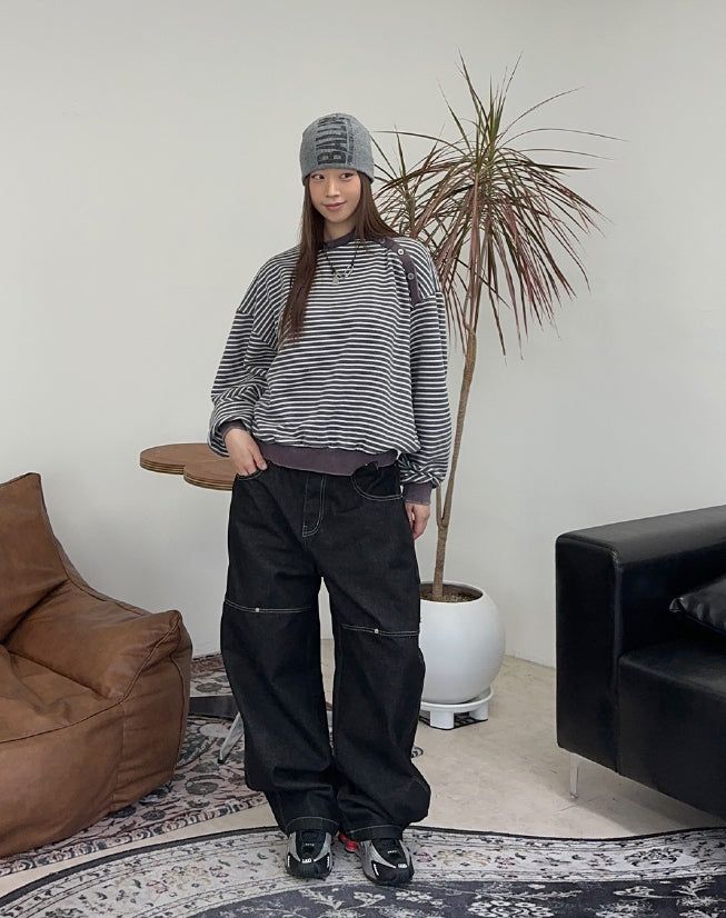 Cardil Button Stripe Sweatshirt