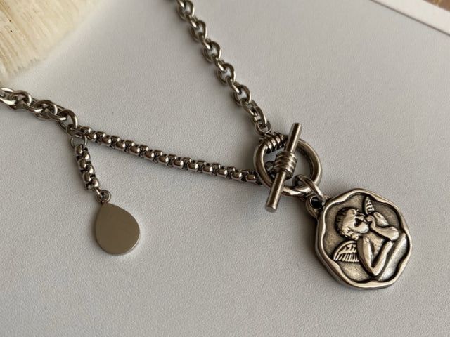 jh Angel Two Way Toggle Bar Necklace