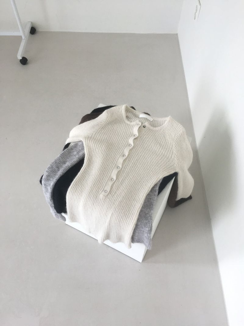 Henley neck loose fit knit