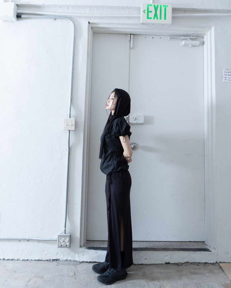DESERT SHIRRING SLIT SK BLACK