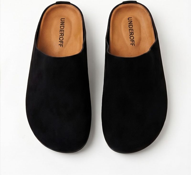 Suede Clogs Black