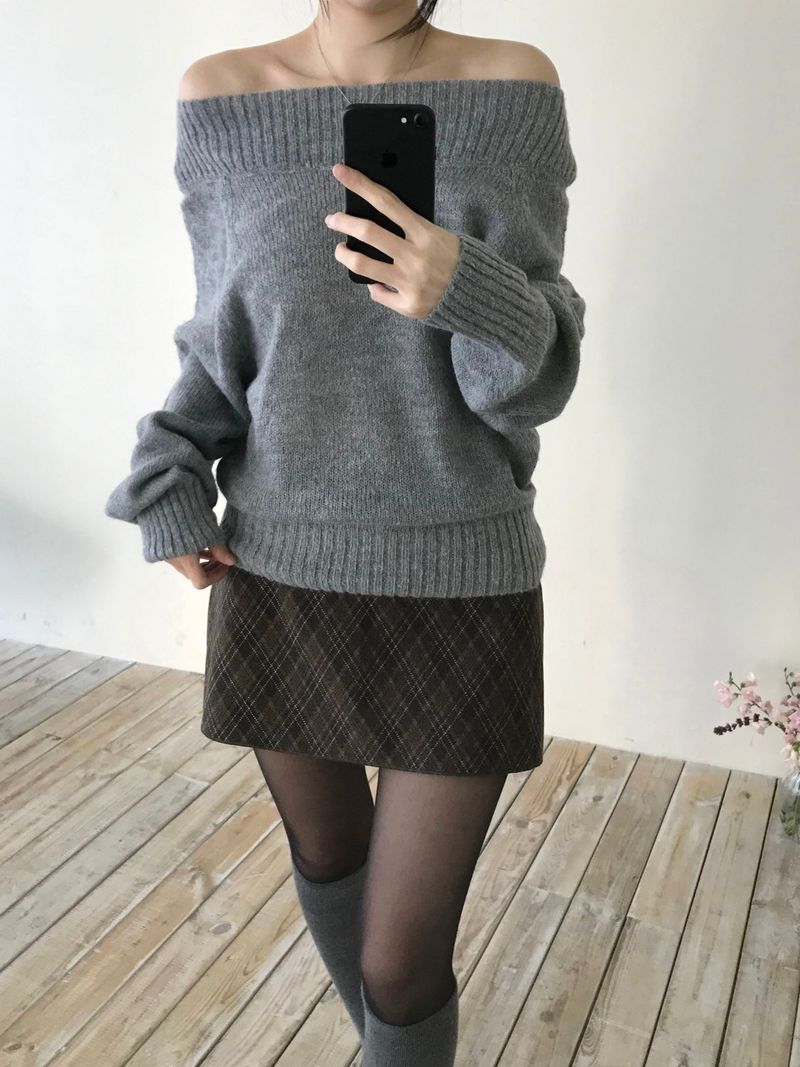 Slash mohair off-shoulder knit (3 colors)