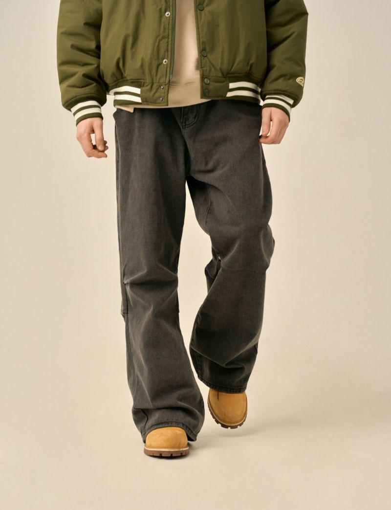 WIDE RIVET POINT JEANS - GRAY