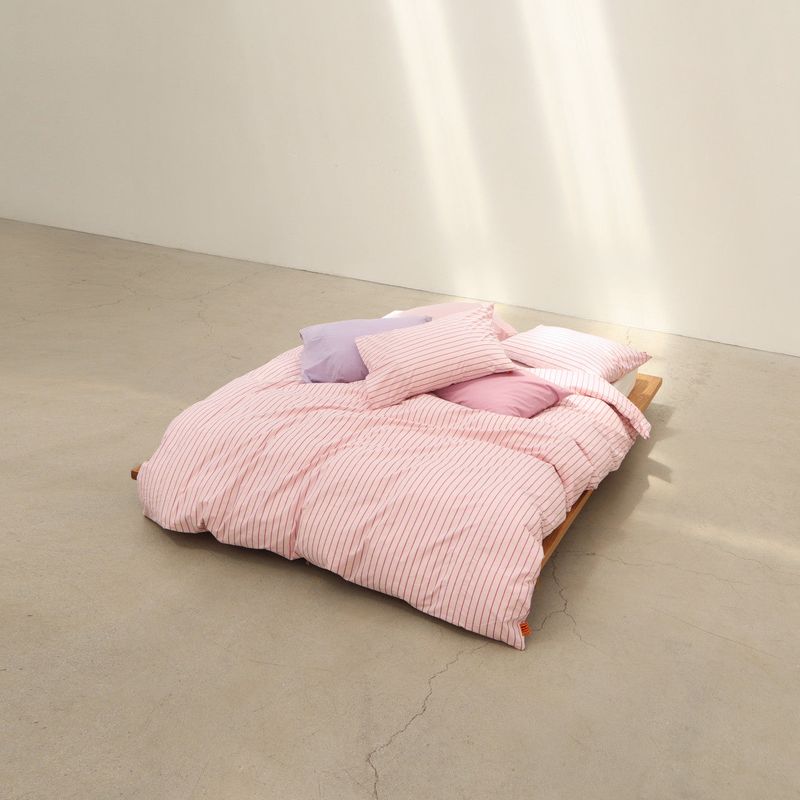Linea pink pillow case